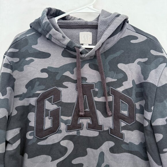 GAP Hoodie Mens M Gray Camo Logo Spell Out Embroidered Pullover - Picture 2 of 8